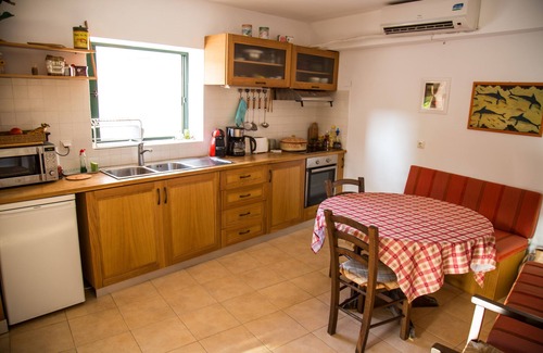 Faneromeni Apartment | Cozy Apartment in Traditional Village with Pool & Breakfast