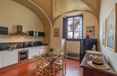 San Gersole-Torre Rosse Apartment | Enjoy the Michelangelo Apartment with Pool and Garden