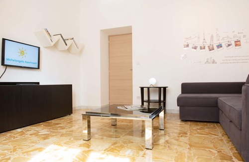 Civitavecchia Apartment | Michelangelo Apartment: Tranquil Retreat by the Ocean
