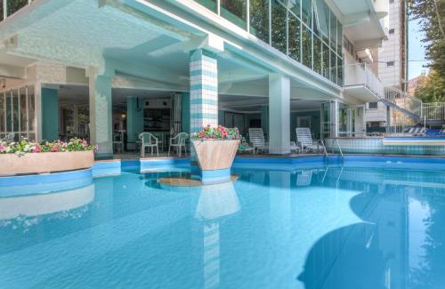Valverde Hotel | Elegant Michelangelo Cesenatico: Pool, Ocean View & Hot Tub