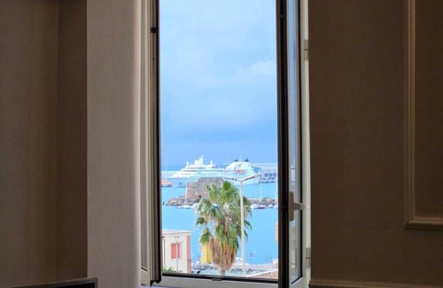 Civitavecchia Apartment | Michelangelo House - One Bedroom Apartment, Sleeps 3