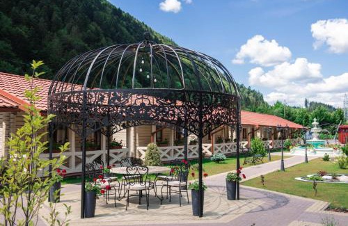 Soymy Hotel | Top-Rated MicheLLe's: Pet-Friendly Stay with Great Amenities