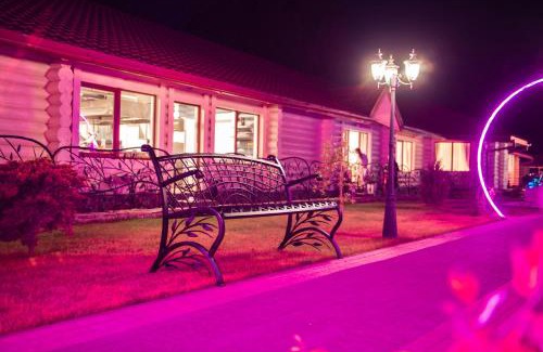 Soymy Hotel | Top-Rated MicheLLe's: Pet-Friendly Stay with Great Amenities