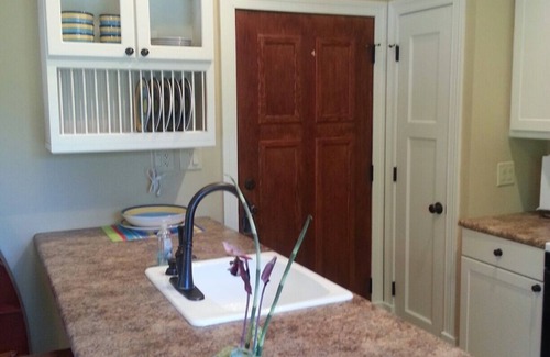 South Haven Apartment | Ideal Michiana One-Bedroom Retreat Near Downtown & Beach