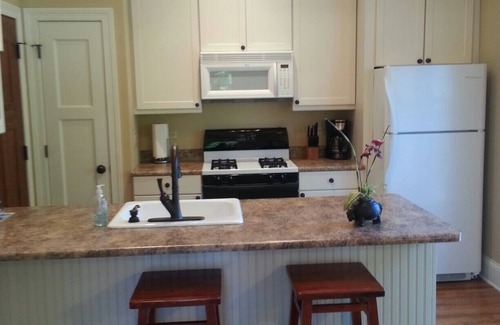 South Haven Apartment | Ideal Michiana One-Bedroom Retreat Near Downtown & Beach