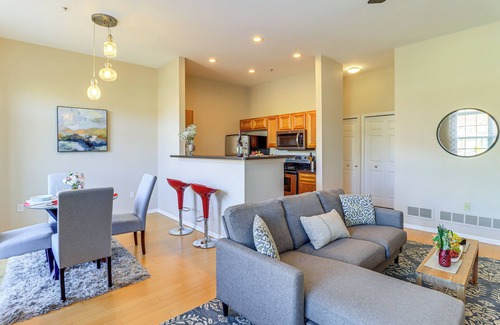 Northville Condo | Pet-Friendly Michigan Townhome with Smart TV Near Detroit