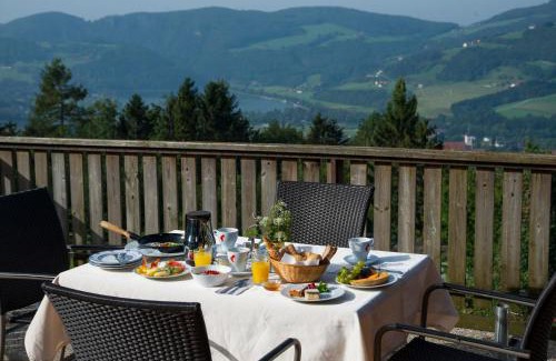 Stubenberg Hotel | Michlhof: A Pet-Friendly Retreat with Family-Approved Dining