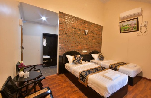 Pyin Oo Lwin Hotel | Discover MiCO Hill Resort: Family-Friendly Getaway