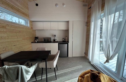 Notre-Dame-Auxiliatrice-de-Buckland Ski Chalet | Micro-Cabine in the Mountains - Solstice 5