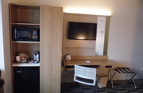 Naples Hotel | Experience Microtel by Wyndham Vernal: Top-Rated Comfort
