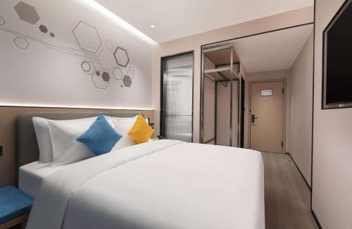 Beilin Hotel | Microtel by Wyndham Xian Beilin