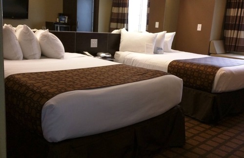 Minot Hotel | Discover Comfort at Microtel Inn and Suites Minot