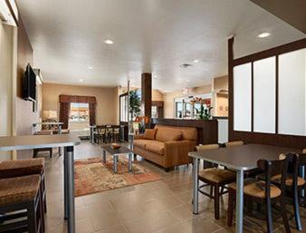 Pecos Hotel | Pet-Friendly Microtel Inn and Suites Pecos with Breakfast