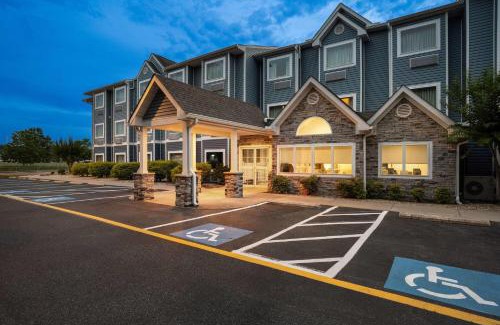 Salisbury Hotel | Eco-Friendly Microtel Inn and Suites in Salisbury