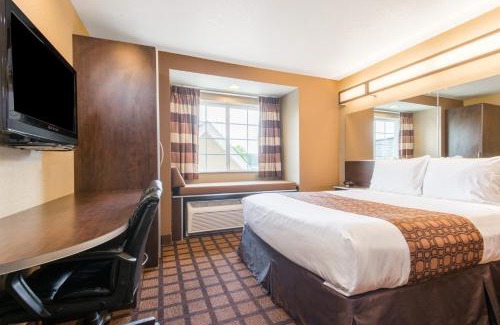 Gunter Afs Hotel | Pet-Friendly Microtel Inn and Suites Montgomery Awaits You