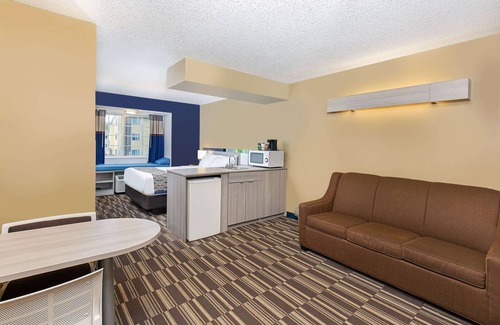 Dry Ridge Hotel | Modern Comfort at Microtel Inn by Wyndham Dry Ridge