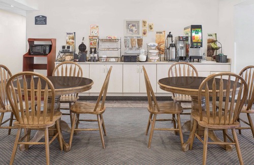 Broken Bow Hotel | Ideal Getaway at Microtel Inn by Wyndham Broken Bow