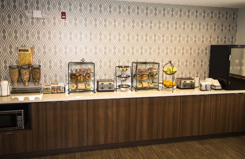Fishers Hotel | Discover Microtel Inn by Wyndham Victor/Rochester Getaway