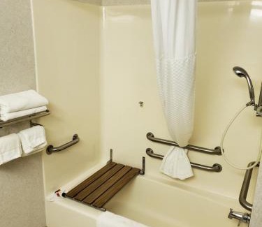 Onalaska Hotel | Pet-Friendly Microtel Inn in La Crosse Onalaska Area