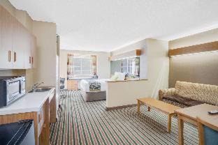 Pigeon Forge Hotel | Pet-Friendly Microtel Inn & Suites in Pigeon Forge