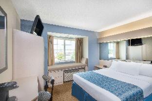 Seneca Falls Hotel | Family-Friendly Microtel Inn & Suites by Wyndham Awaits