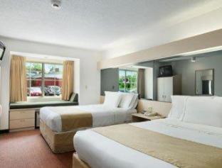 Seneca Falls Hotel | Family-Friendly Microtel Inn & Suites by Wyndham Awaits