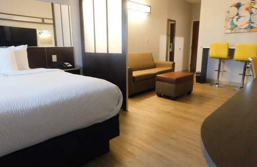 Triadelphia Hotel | Inviting Microtel Inn & Suites by Wyndham Wheeling Stay