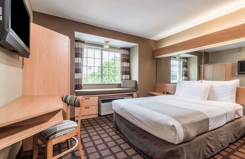 West Chester Hotel | Comfortable Microtel Inn & Suites with Great Amenities