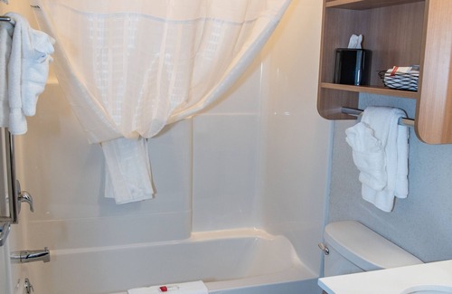 Carlisle Hotel | Top-Rated Microtel Inn & Suites by Wyndham Carlisle