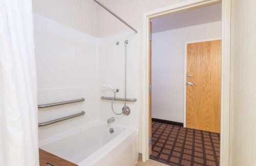 Montville Hotel | Discover Microtel Inn & Suites near Uncasville Casino