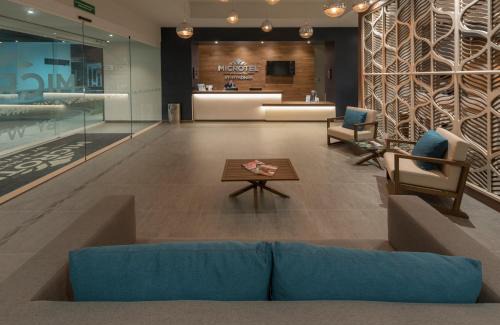 Irapuato Hotel | Modern Microtel Inn & Suites: Oceanfront with Pool Access