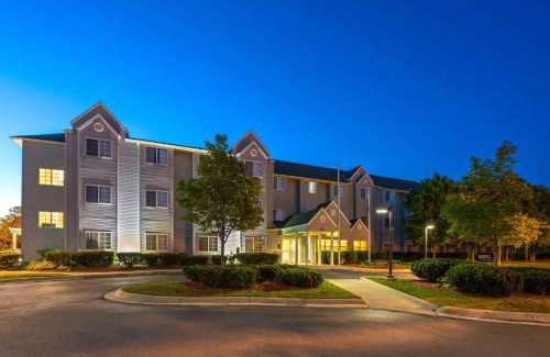 Thurston Hotel | Discover Microtel Inn & Suites: Family-Friendly Comfort