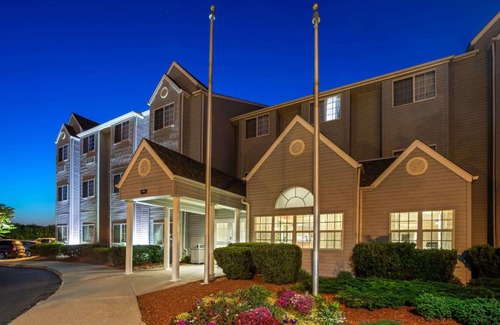 Thurston Hotel | Discover Microtel Inn & Suites: Family-Friendly Comfort