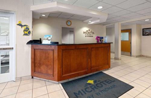 Thurston Hotel | Discover Microtel Inn & Suites: Family-Friendly Comfort