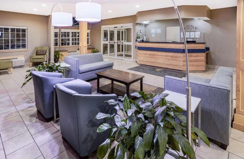 Johnstown Hotel | Discover Microtel Inn & Suites: Family-Friendly Retreat