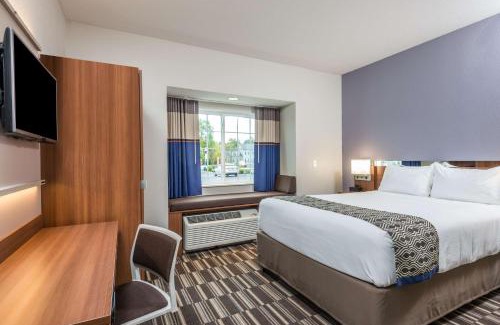 Altoona Hotel | Discover Microtel Inn & Suites by Wyndham Altoona Today