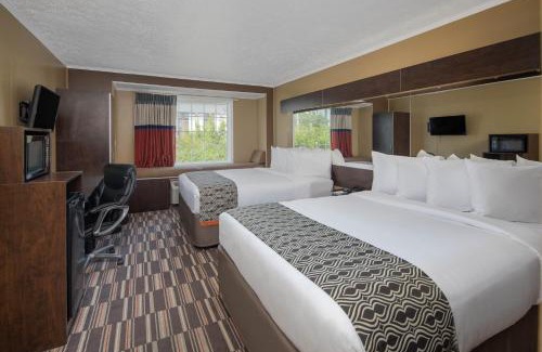 Dentsville Hotel | Budget-Friendly Microtel Inn & Suites near Fort Jackson