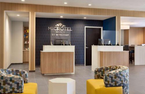 Gambrills Hotel | Pet-Friendly Microtel Inn & Suites in Gambrills - 8/10 Rating