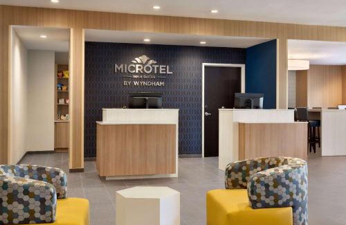 Gambrills Hotel | Pet-Friendly Microtel Inn & Suites in Gambrills - 8/10 Rating