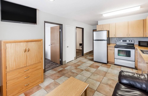 Ardmore Hotel | Convenient Microtel Inn & Suites: Breakfast and Family-Friendly