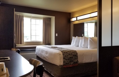 Conway Hotel | Convenient Stay at Microtel Inn & Suites in Conway