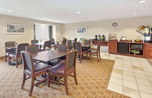 Jasper Hotel | Comfortable Microtel Inn & Suites by Wyndham Jasper Awaits