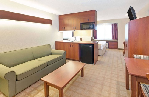 Jasper Hotel | Comfortable Microtel Inn & Suites by Wyndham Jasper Awaits