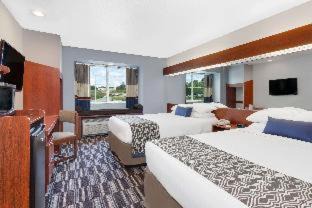 Bowdon Junction Hotel | Pet-Friendly Microtel Inn & Suites in Bremen with Pool
