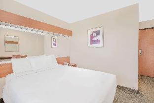 Colfax Hotel | Pet-Friendly Microtel Inn & Suites with Breakfast Options