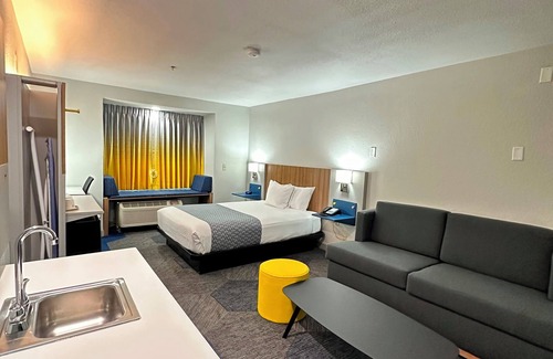 Bayou Cane Hotel | Comfortable Stay at Microtel Inn & Suites in Houma