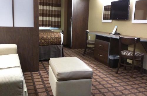 Minot Hotel | Comfortable Stays at Microtel Inn & Suites in Minot