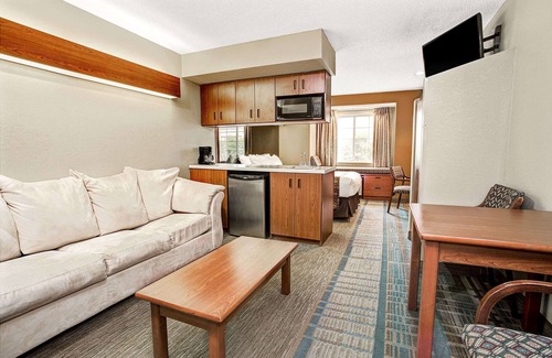 Mason Hotel | Budget-Friendly Microtel Inn & Suites near Kings Island