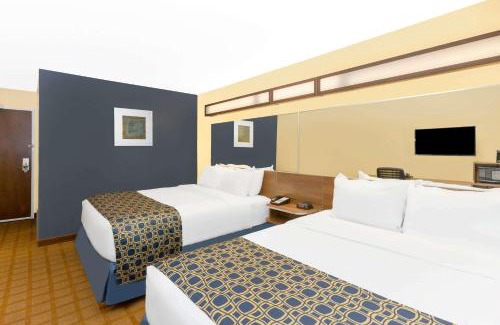 Kearney Hotel | Pet-Friendly Microtel Inn & Suites in Kearney - 8.5/10 Rating