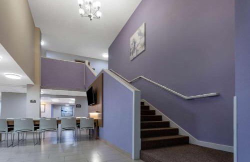 Southern Pines Hotel | Comfortable Stay at Microtel Inn & Suites Southern Pines